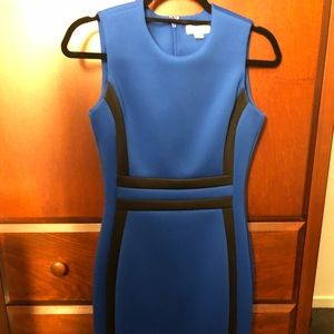 Calvin Klein Size 2 Blue Dress